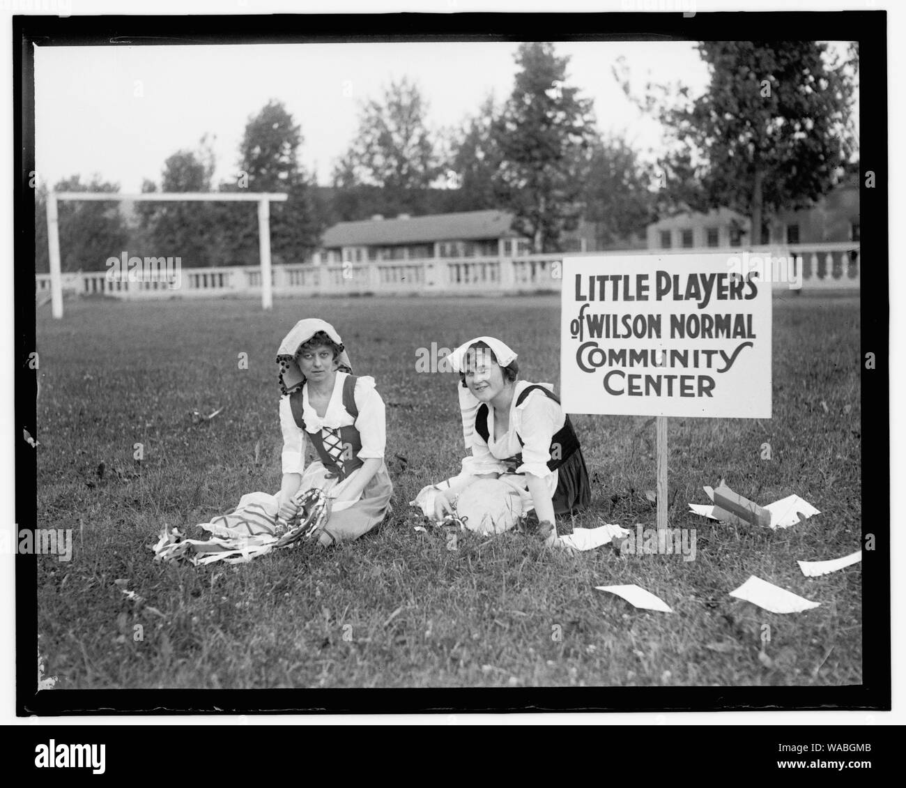 Community Center girls, Central High meet, June 1919 Stock Photo