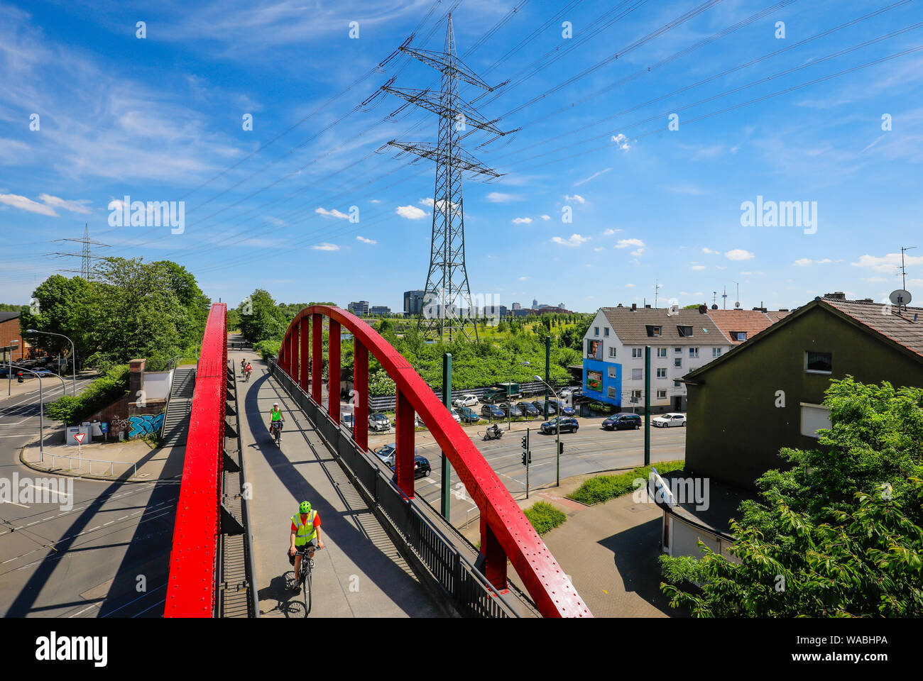 Essen, Ruhr district, North Rhine-Westphalia, Germany - Bicycle motorway, Ruhr RS1 express cycle route here at the Krupp Park in the western quarter o Stock Photo