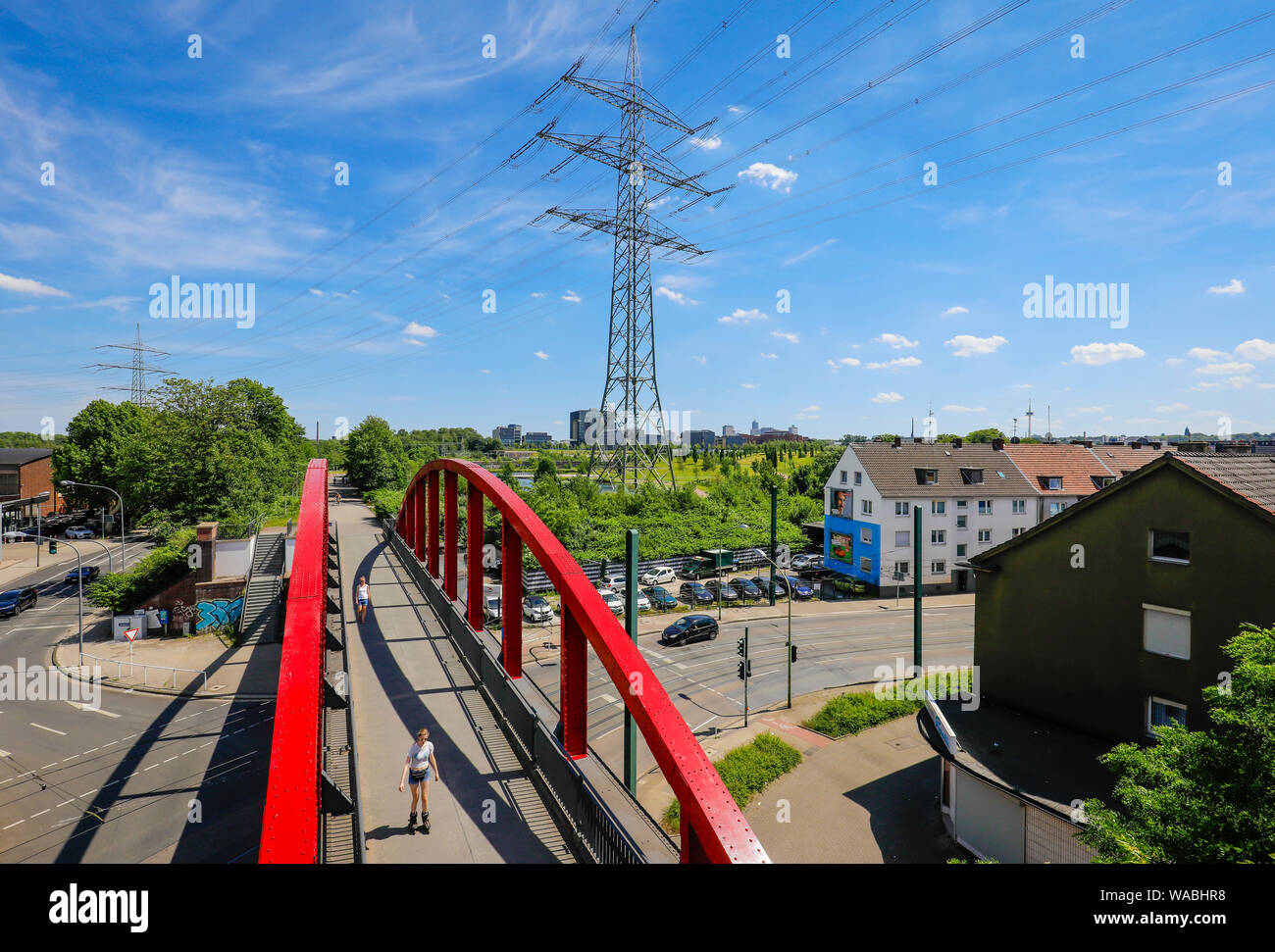 Essen, Ruhr district, North Rhine-Westphalia, Germany - Bicycle motorway, Ruhr RS1 express cycle route here at the Krupp Park in the western quarter o Stock Photo
