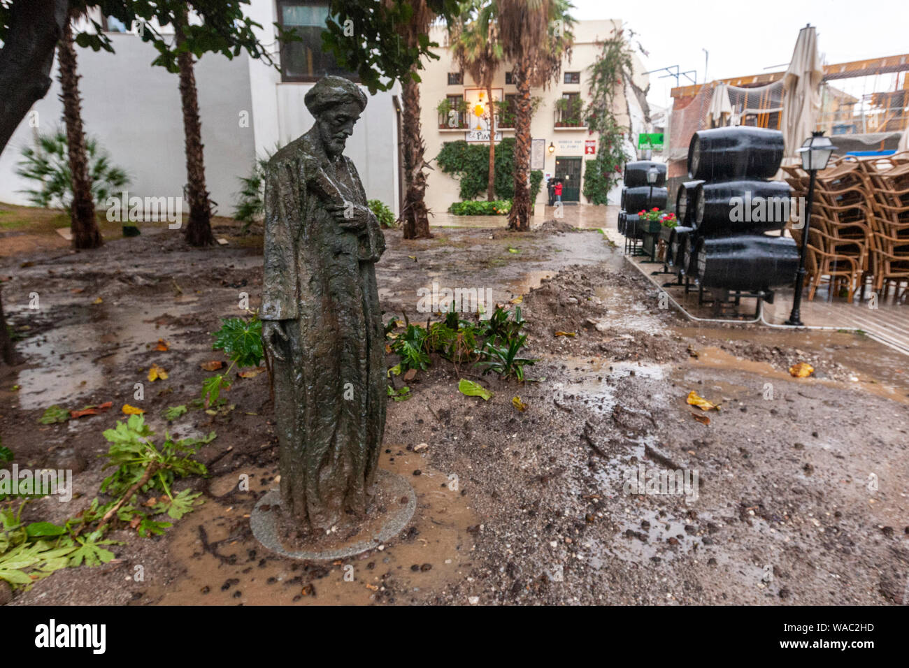 Statue in malaga hi-res stock photography and images - Alamy