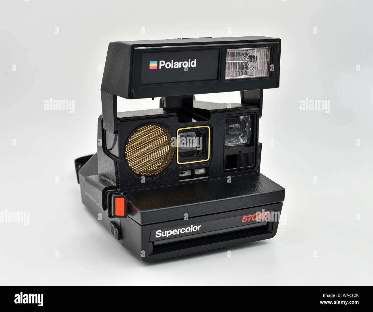 PARIS, FRANCE – AUGUST 19, 2019: Polaroid Supercolor 670 AF is a vintage  camera introduced in 1985 Stock Photo - Alamy