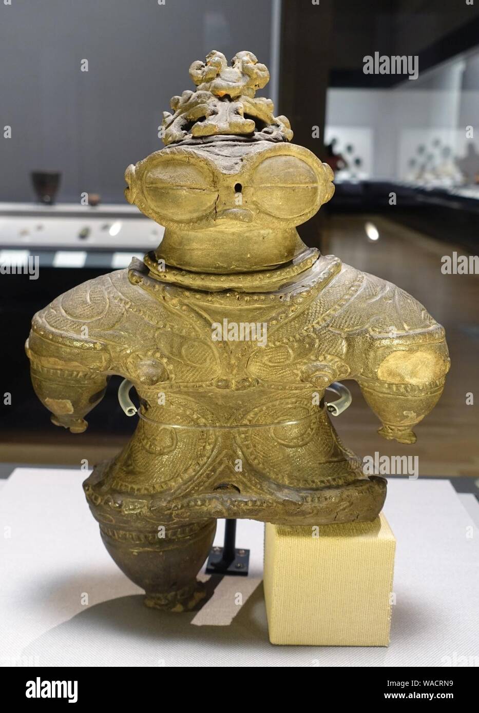 Dogu with goggleshaped eyes, excavated at Kamegaoka, Kizukuri, Tsugaru