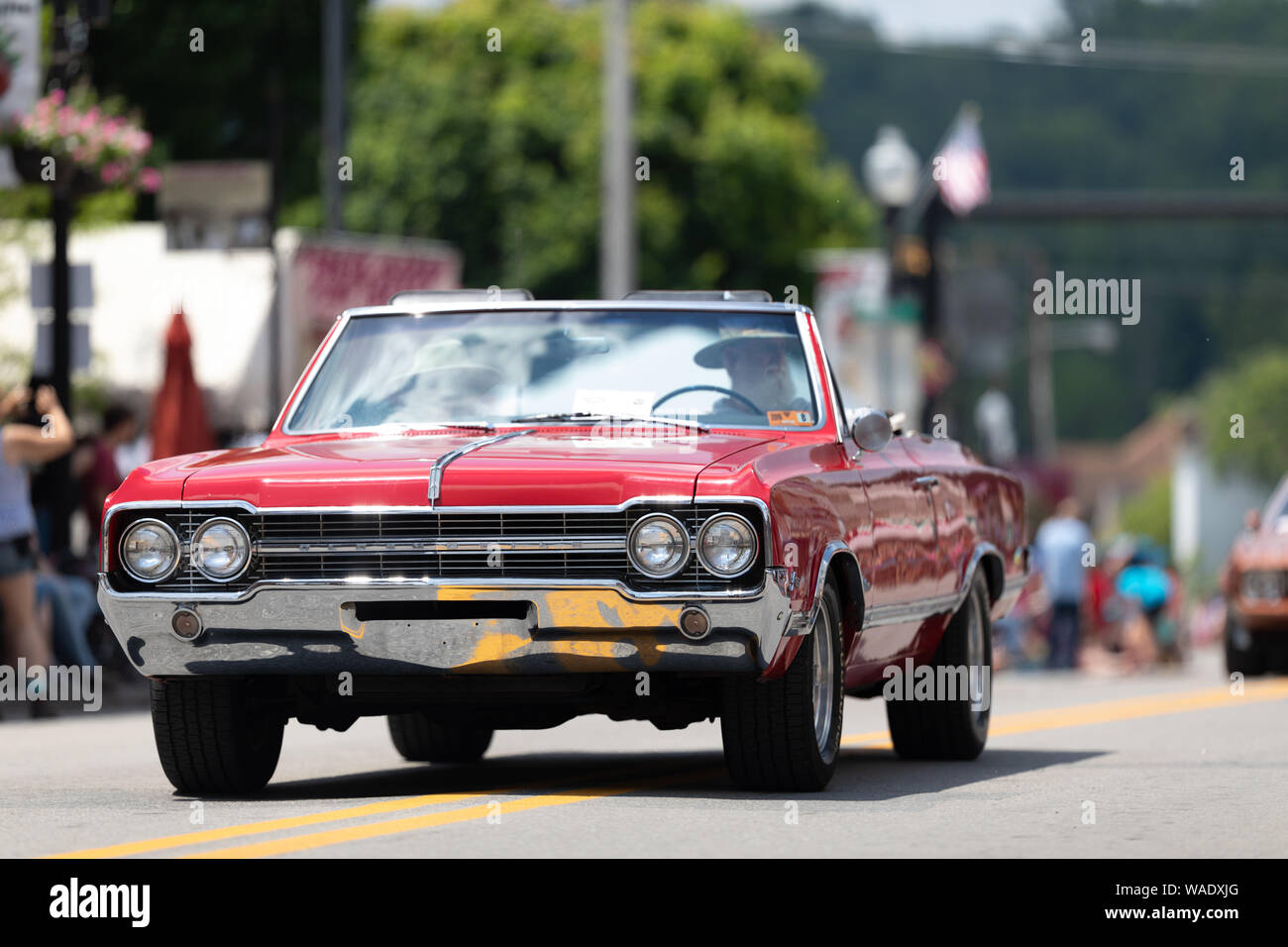 Oldsmobile cutlass hires stock photography and images Alamy