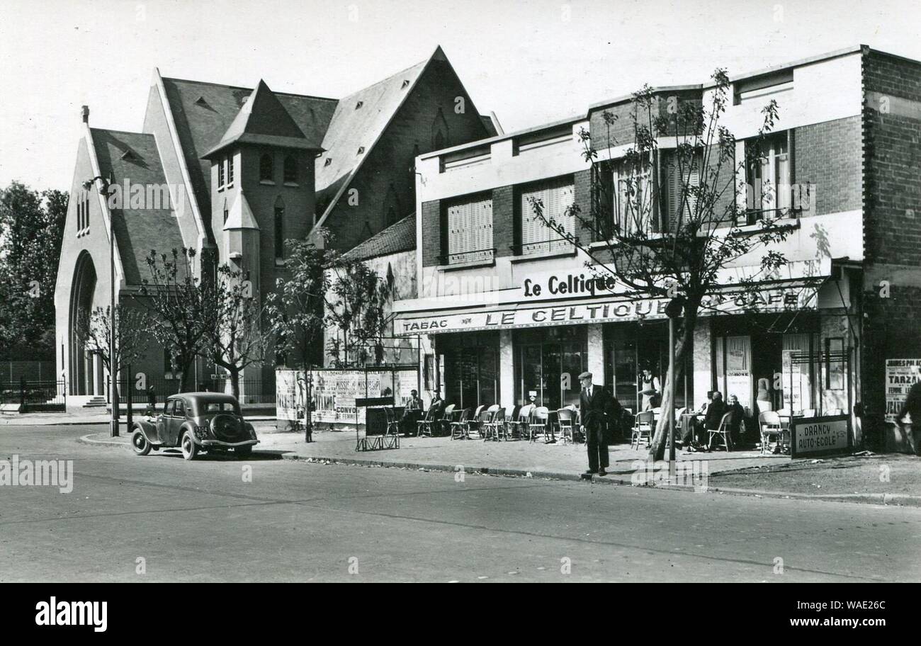 Drancy.Eglise SainteLouise de Marillac.Rue AnatoleFrance Stock Photo