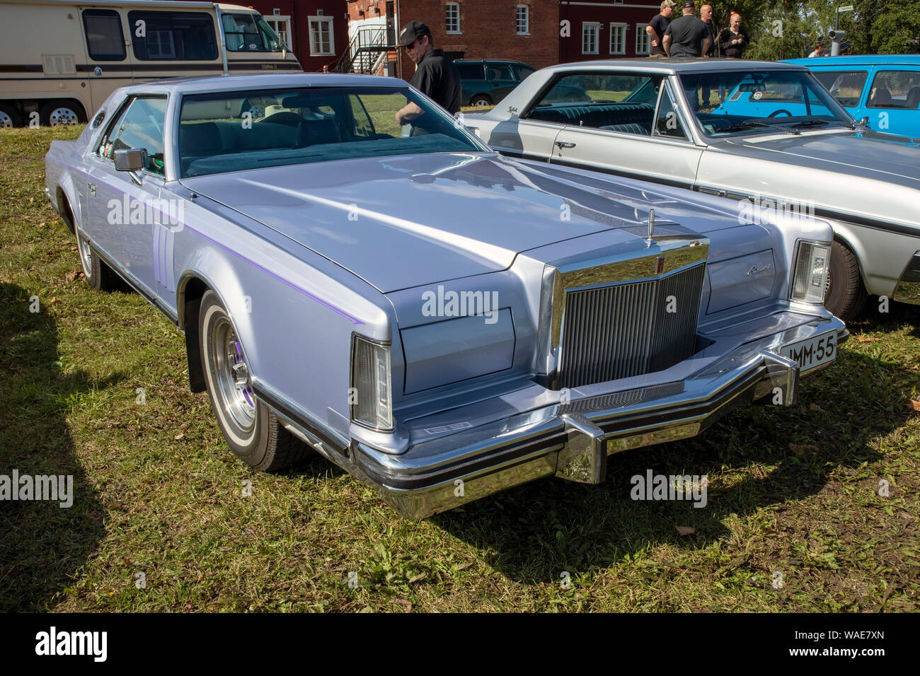 matchbox lincoln continental 1979