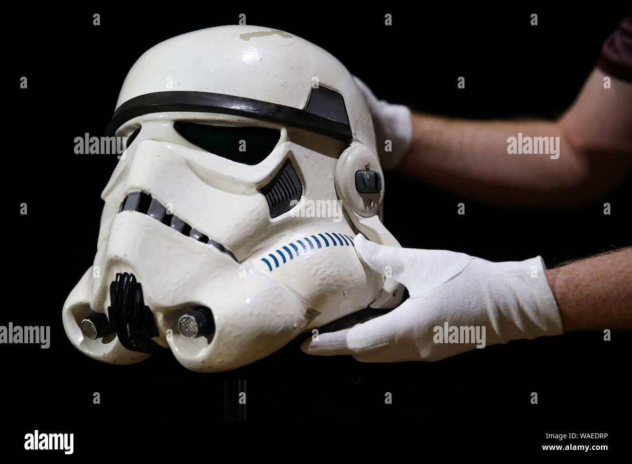 Stormtrooper helmet hi-res stock photography and images - Alamy