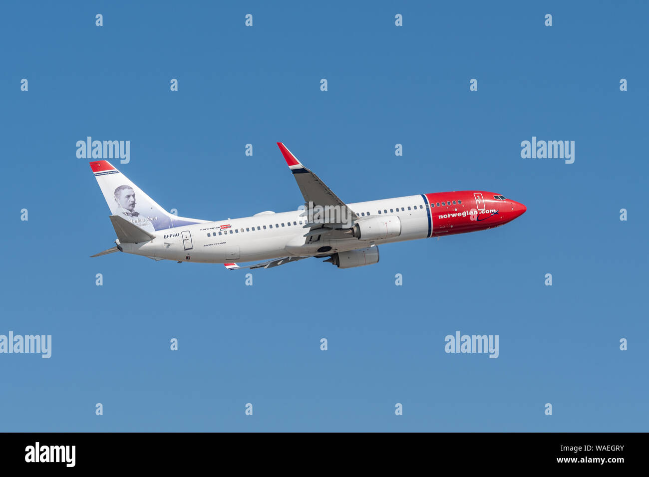 Number 737 hi-res stock photography and images - Alamy
