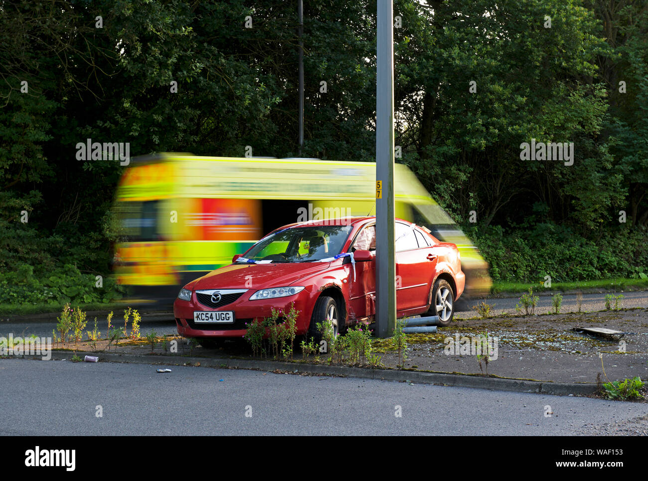 Wrecked police car hi-res stock photography and images - Alamy
