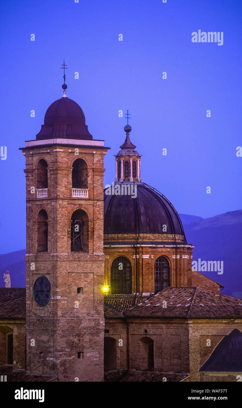 Urbino duomo tower hi-res stock photography and images - Alamy