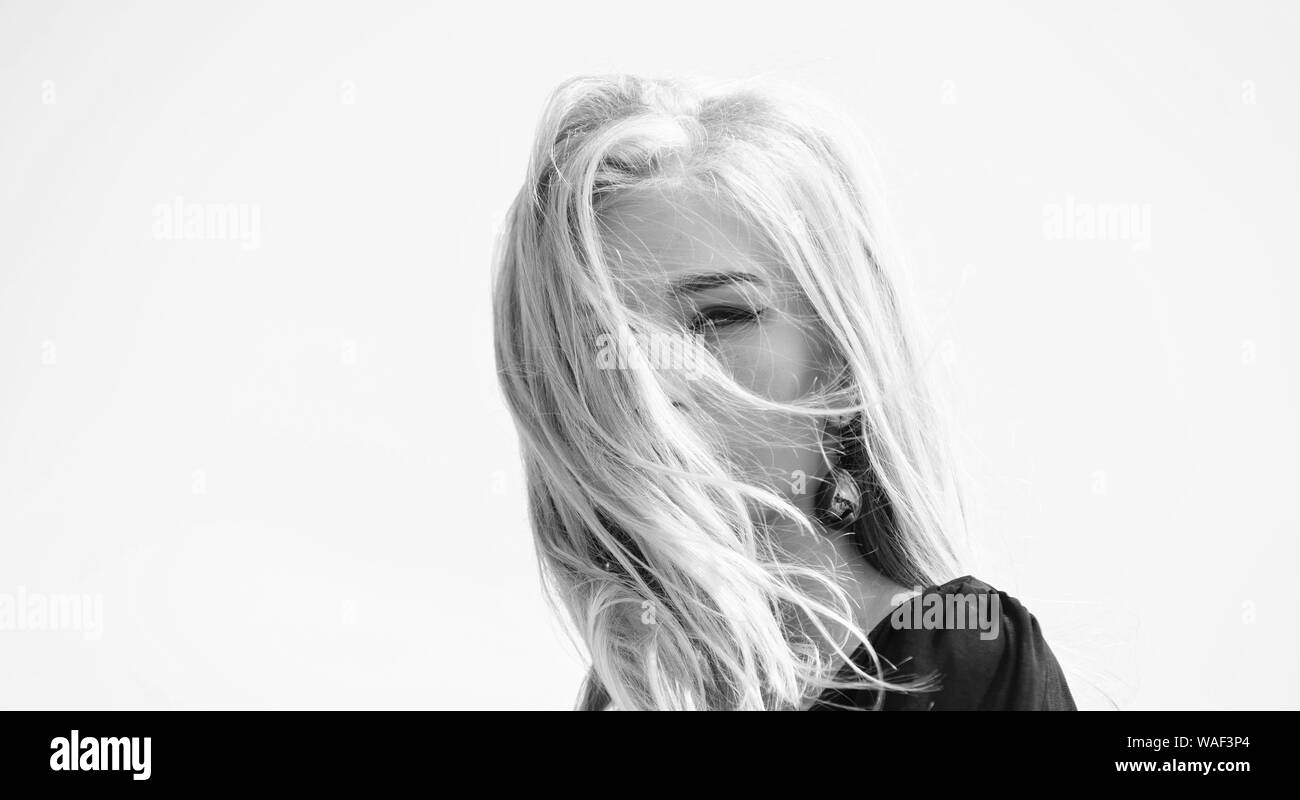 How To Take Care Of Bleached Hair Girl Tender Blonde Makeup Face