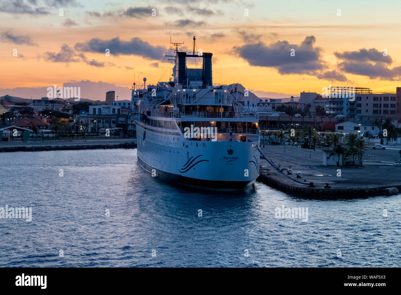 freewinds cruise ship