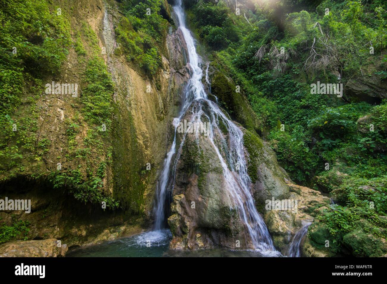 waterfall-mele-cascades-in-jungle-efate-vanuatu-stock-photo-alamy