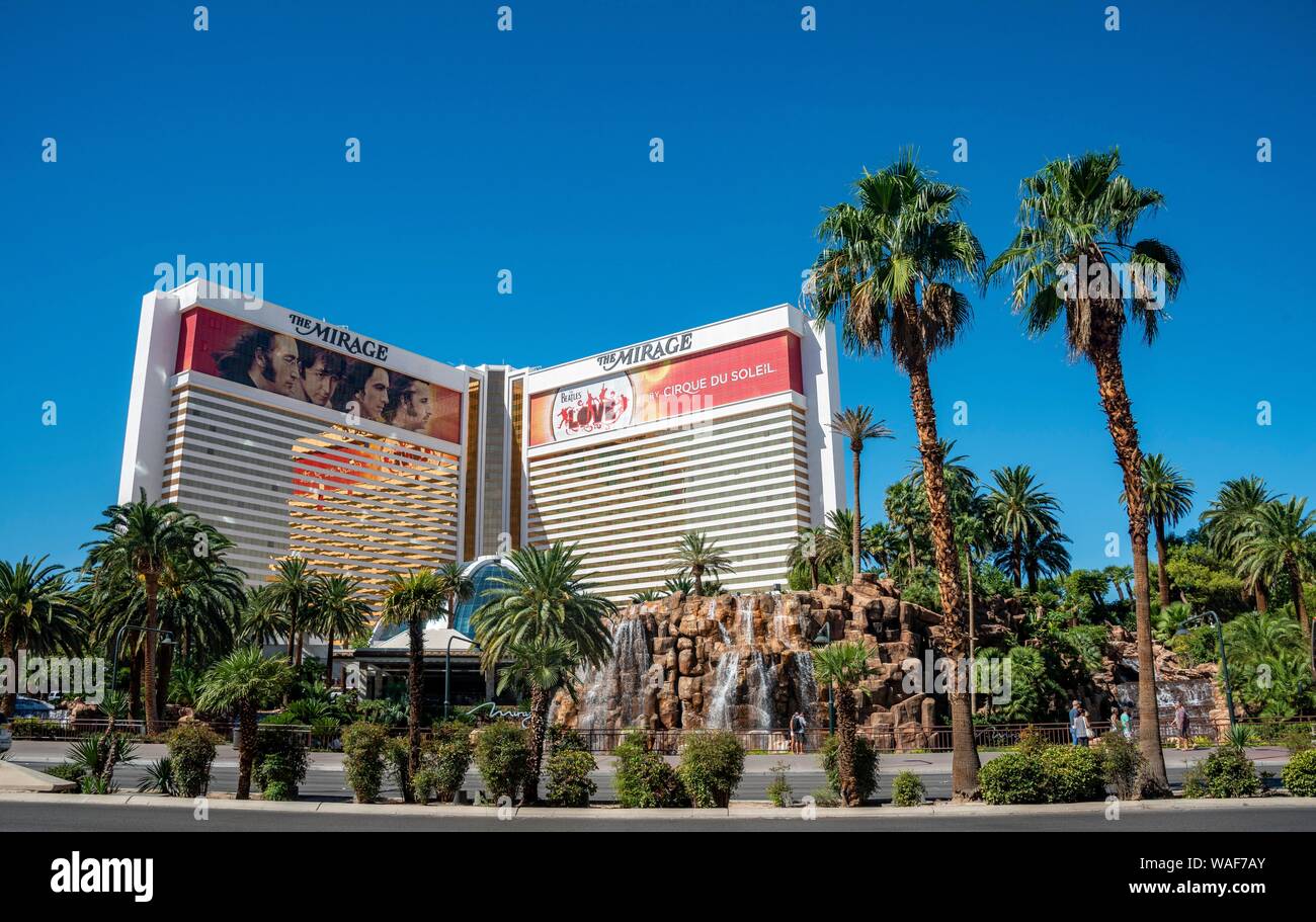 Casino and luxury hotel The Mirage, Las Vegas Strip, Las Vegas, Nevada