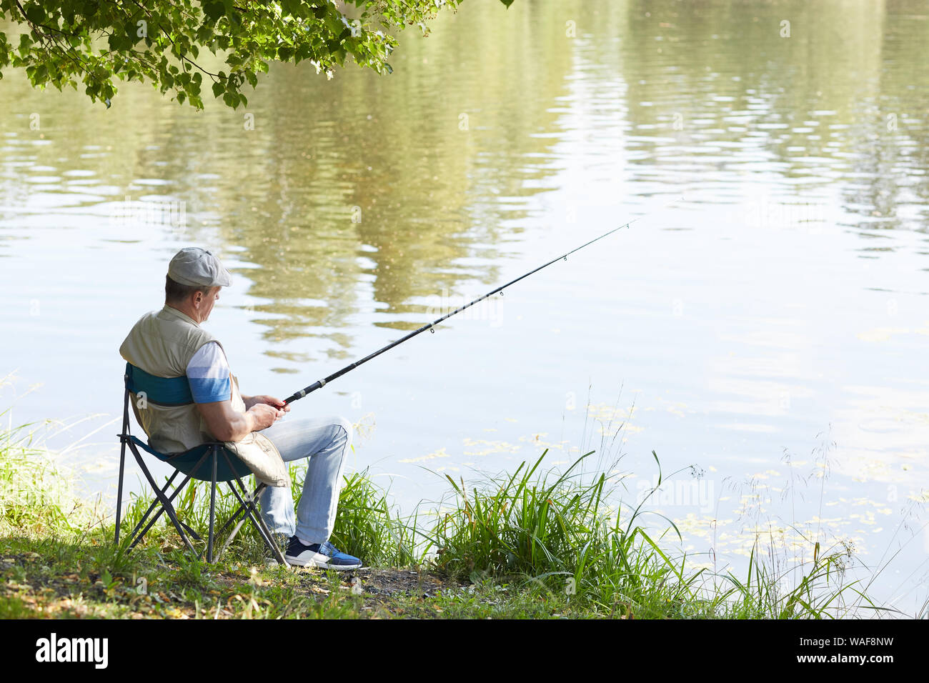 pond fishing rod and reel
