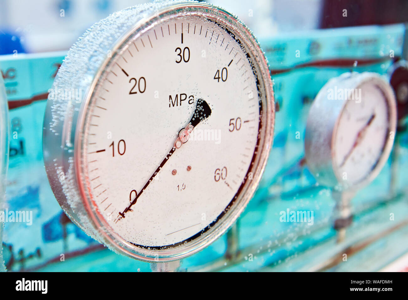 Water pressure gauge hires stock photography and images Alamy