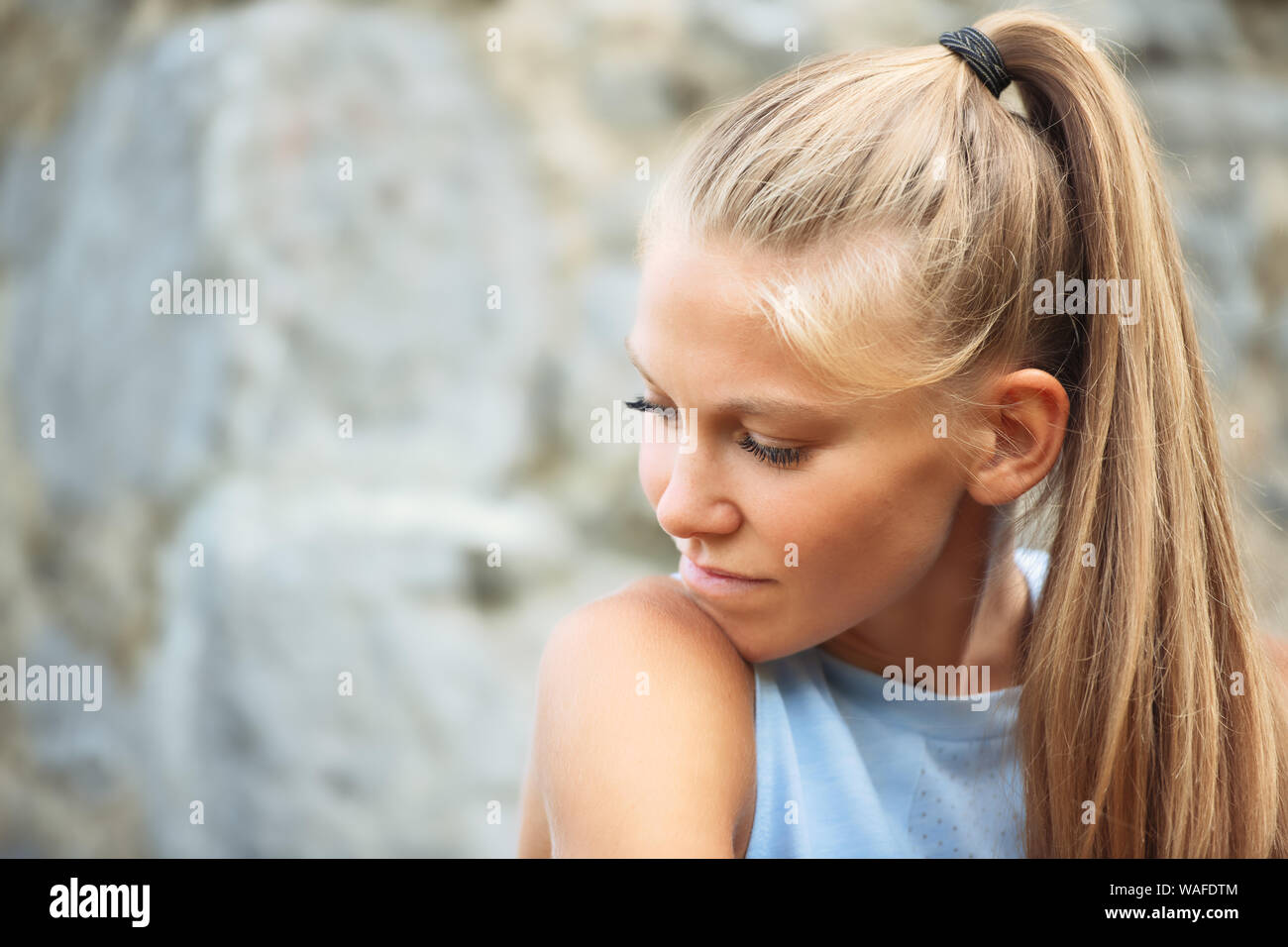 Portrait athletic blonde woman hi-res stock photography and images - Alamy