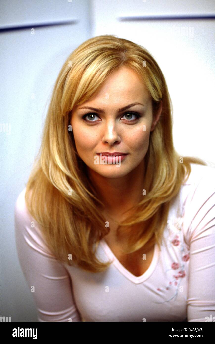 Golden eye bond girl
