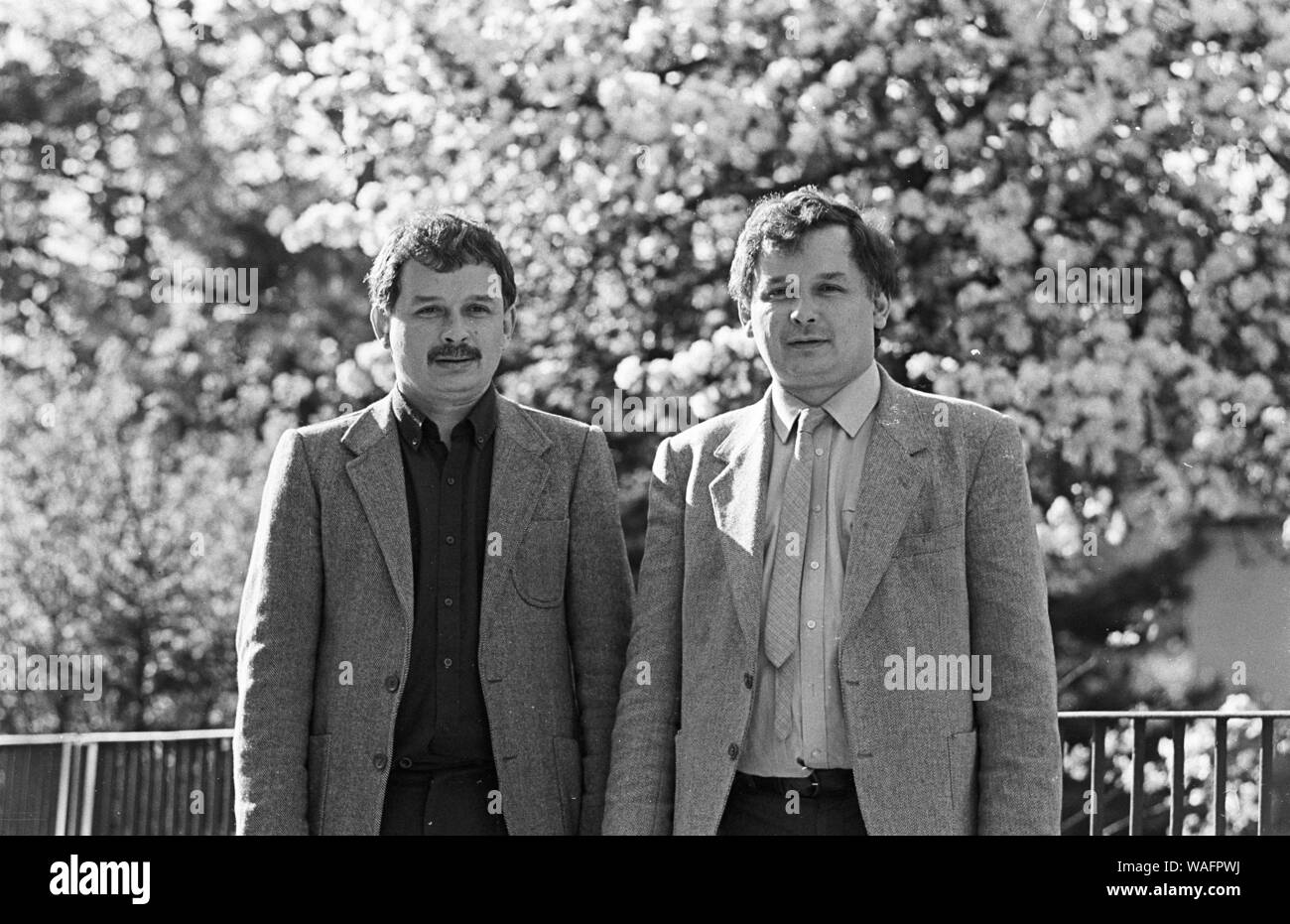 Sopot May 1989 Lech Kaczynski Left And Jaroslaw Kaczynski Right Photograph Taken With The Intent To Use It For The Contact Parliament Election Preparations Fot Leszek Pekalski Forum Stock Photo Alamy