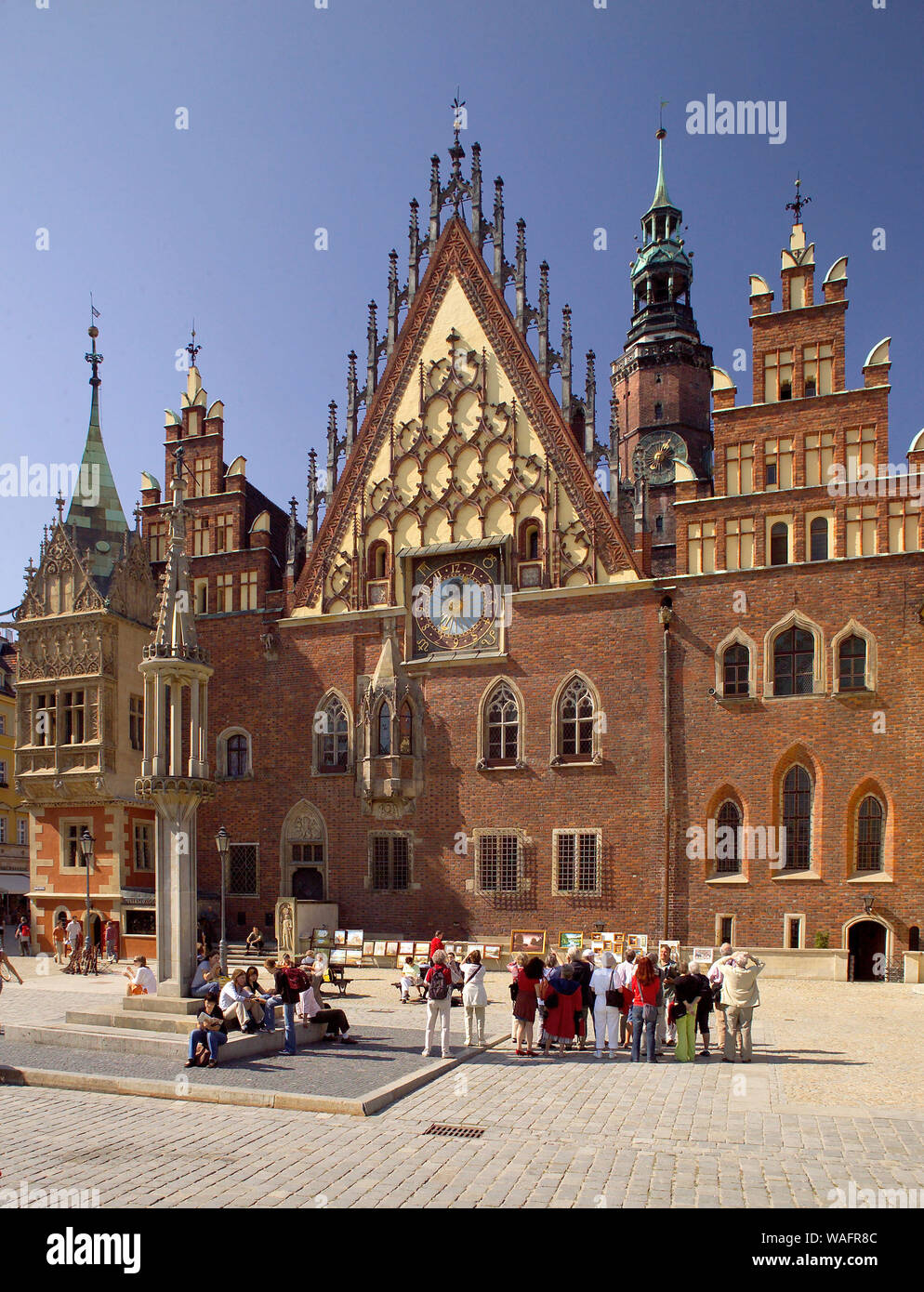 Town hall in Wroclaw. The only gothic secular building in Lower Silesia.  Fot: Marek Skorupski Stock Photo - Alamy