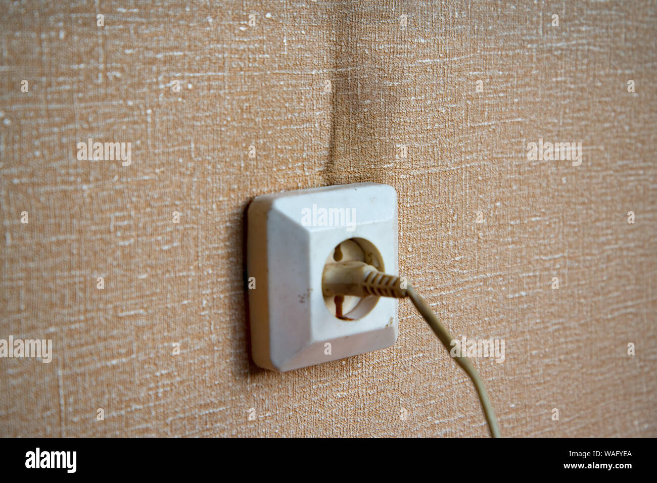 Start of emergency ignition of the power outlet. Burning electrical