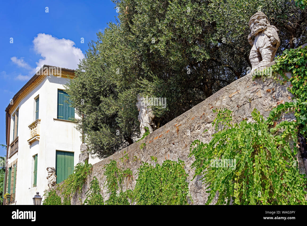 Gebäude, Mauer, Statuen, Laterne, Monselice Italien (Italia), 30076871 Stock Photo
