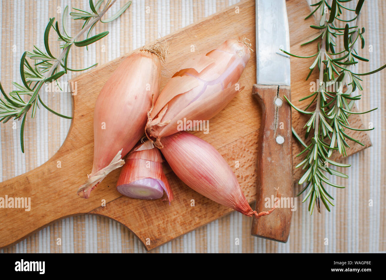 Premium Photo  Shallots or red onion asian herbs and cooking ingredients  on wooden background