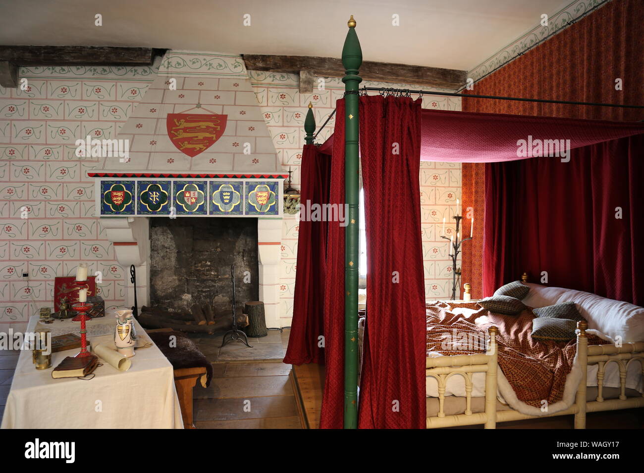 Edward I's bedchamber, St Thomas' Tower, Tower of London, City of
