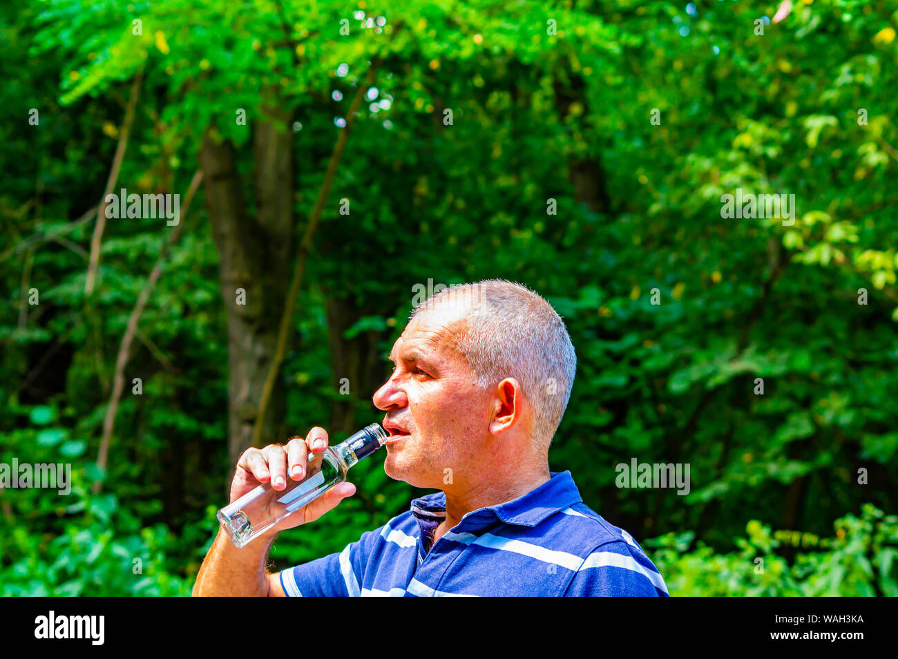 Homeless black man alcohol hi-res stock photography and images - Alamy