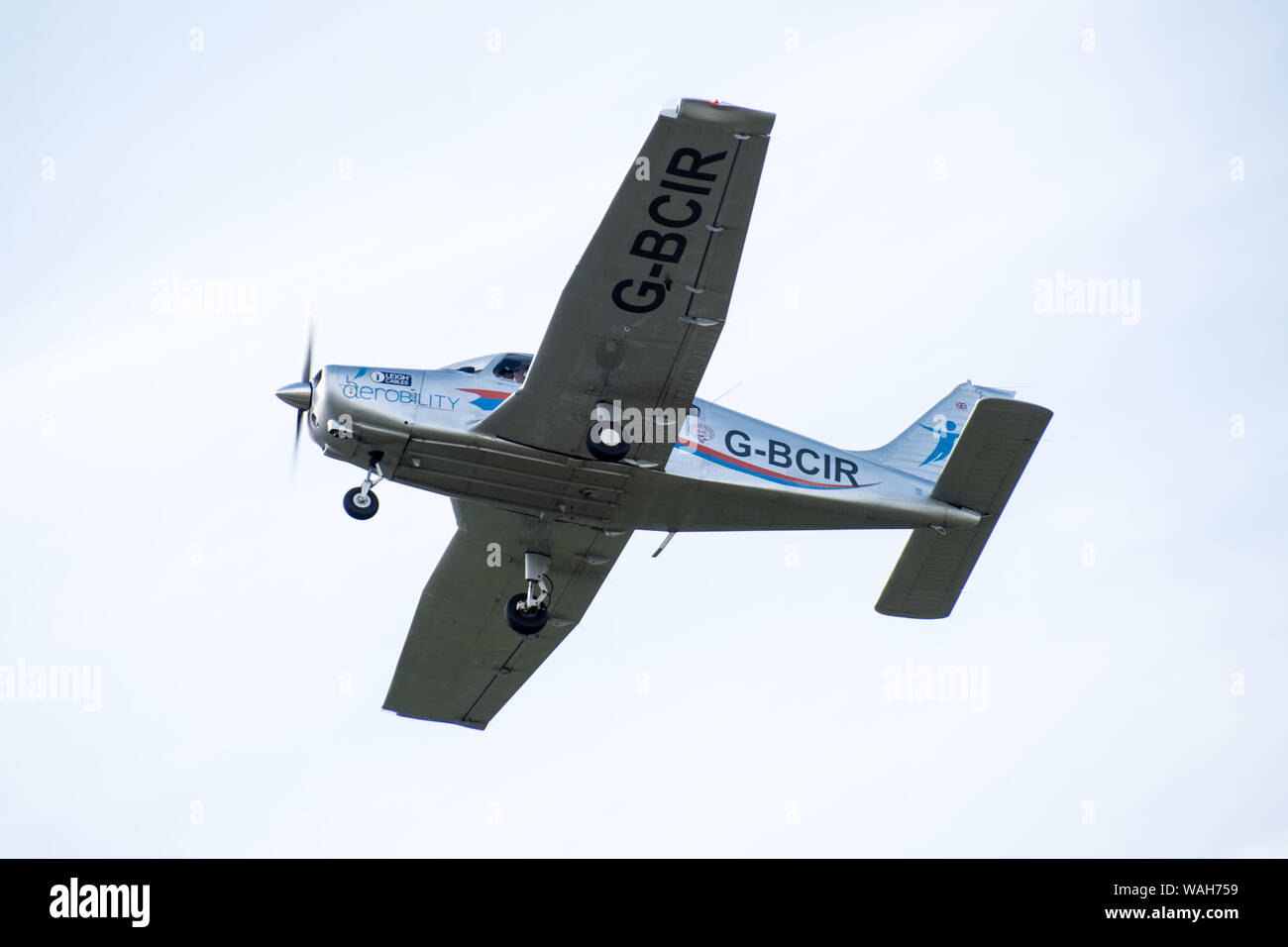 Piper PA-28 Warrior operated by disabled pilot Stock Photo