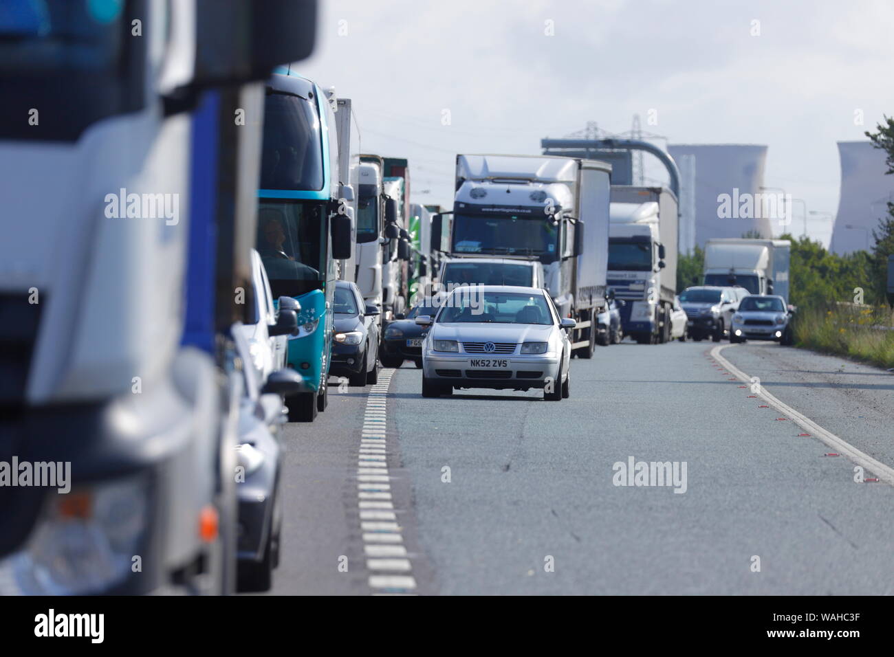 Traffic at a standstill on the M62 between junction 31 & 30 on the