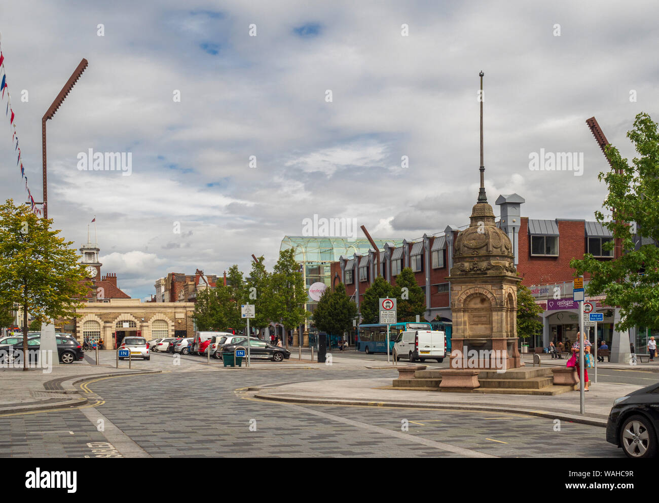 Dodshon’s Fountain and Shambles Market Hall, High Street, Stockton-on-Tees, County Durham, UK. Stock Photo