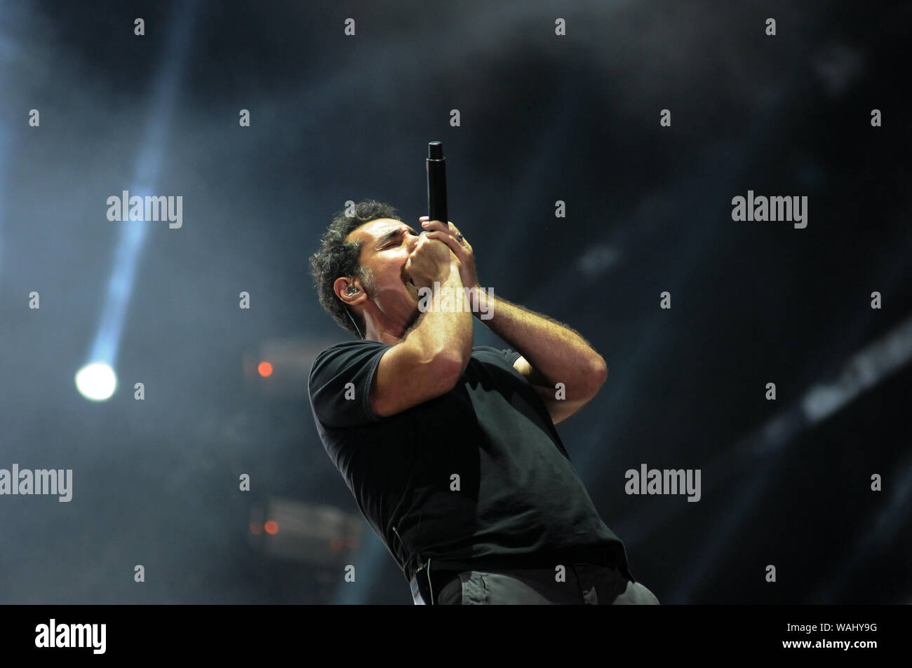 Rio de Janeiro, September 25, 2015. Vocalist Serj Tankian of System Of