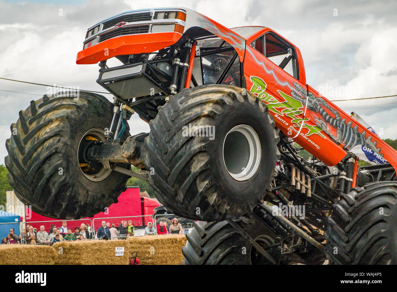 Monster truck hi-res stock photography and images - Alamy