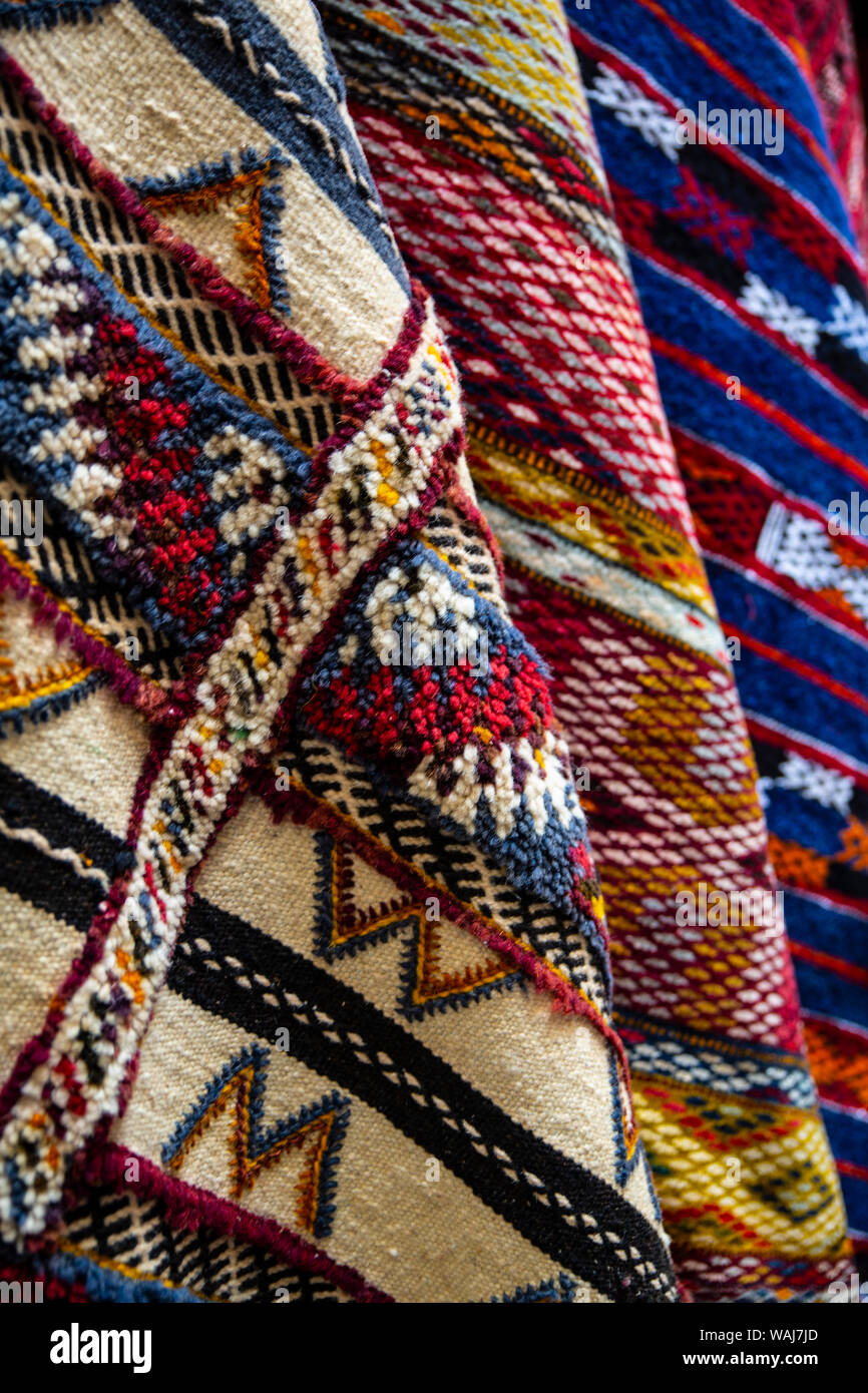 Fez, Morocco. Colorful handwoven Moroccan rugs, carpets Stock Photo Alamy