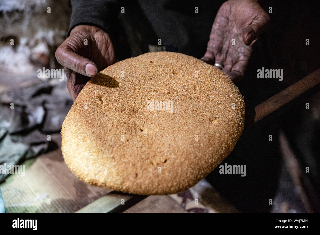 Marrakech, Morocco. Hands Holding Moroccan Bread, Khobz Stock Photo - Alamy