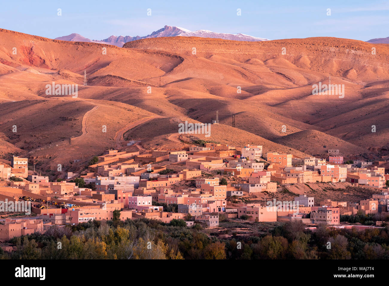 Africa, Morocco, Boumalne Dades. Town amid barren landscape. Credit as: Bill Young / Jaynes Gallery / DanitaDelimont.com Stock Photo