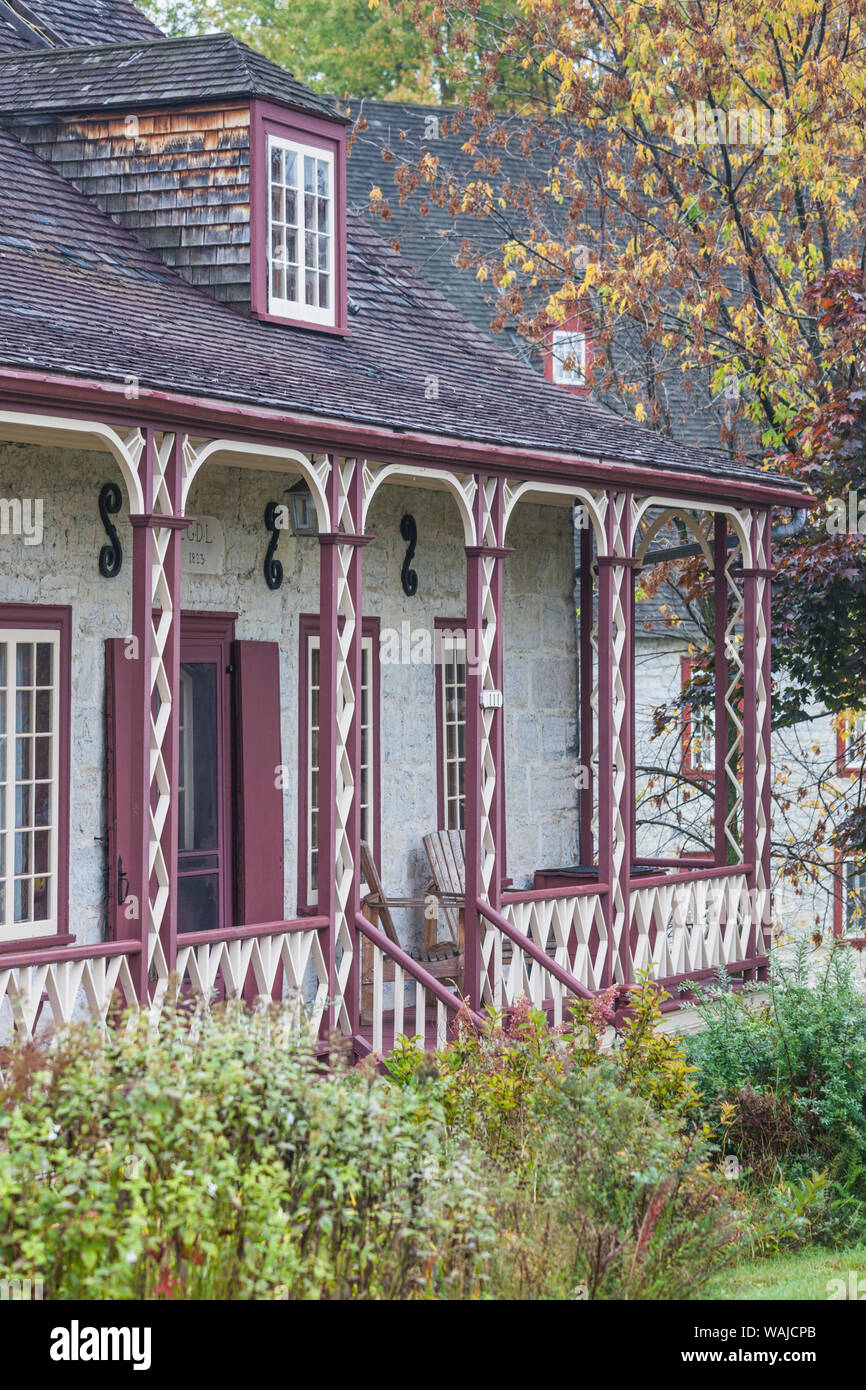 Canada, Quebec, Deschambault. Village house Stock Photo Alamy