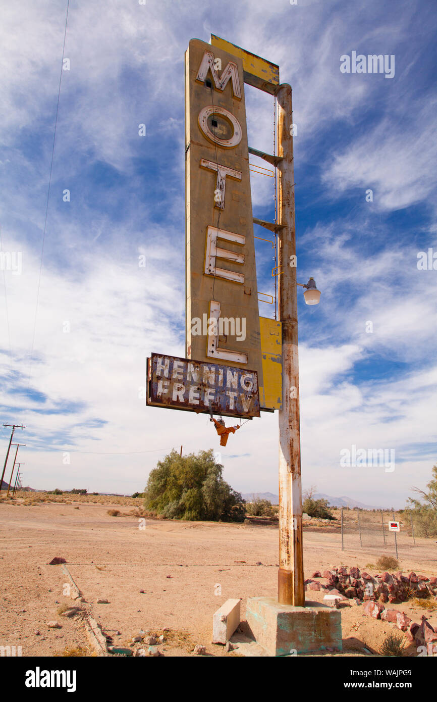 Abandoned motel in the Mojave Desert on Route 66 in California Stock Photo