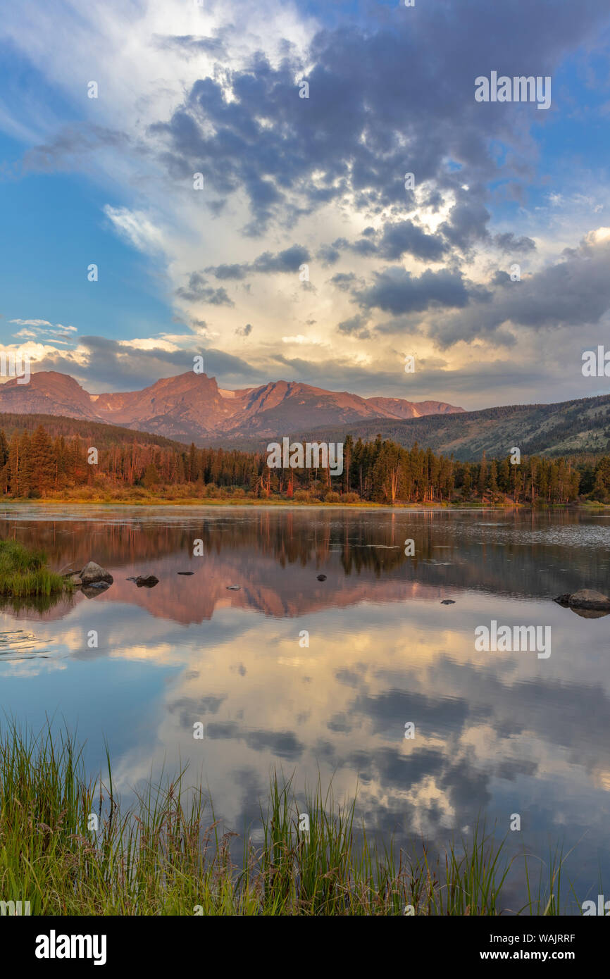 Sunrise on Hallett Peak and Flattop Mountain above Sprague Lake in Rocky Mountain National Park, Colorado, USA Stock Photo