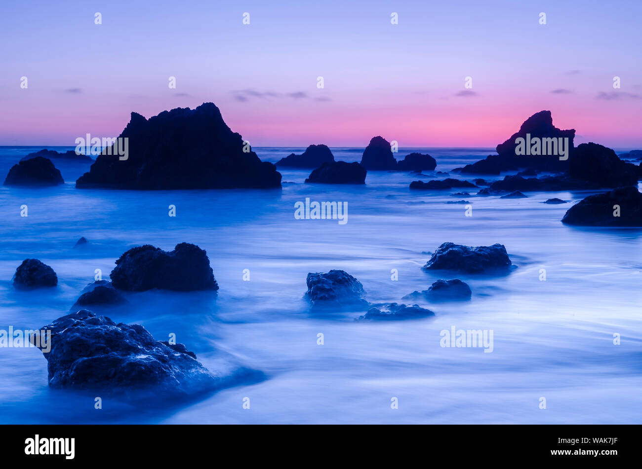 Sea stacks at dusk, El Matador State Beach, Malibu, California, USA ...