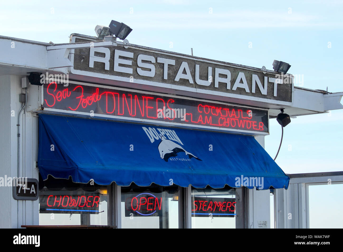 The Dolphin Restaurant, Santa Cruz Wharf, Santa Cruz, California, USA
