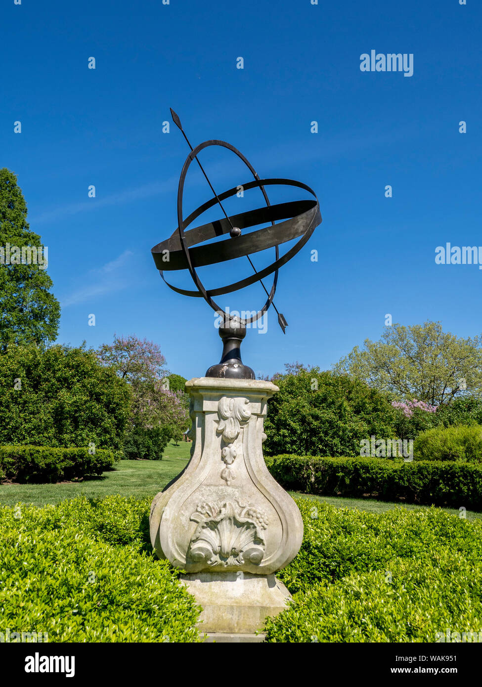 USA, Delaware. A large sun dial in a garden. Stock Photo
