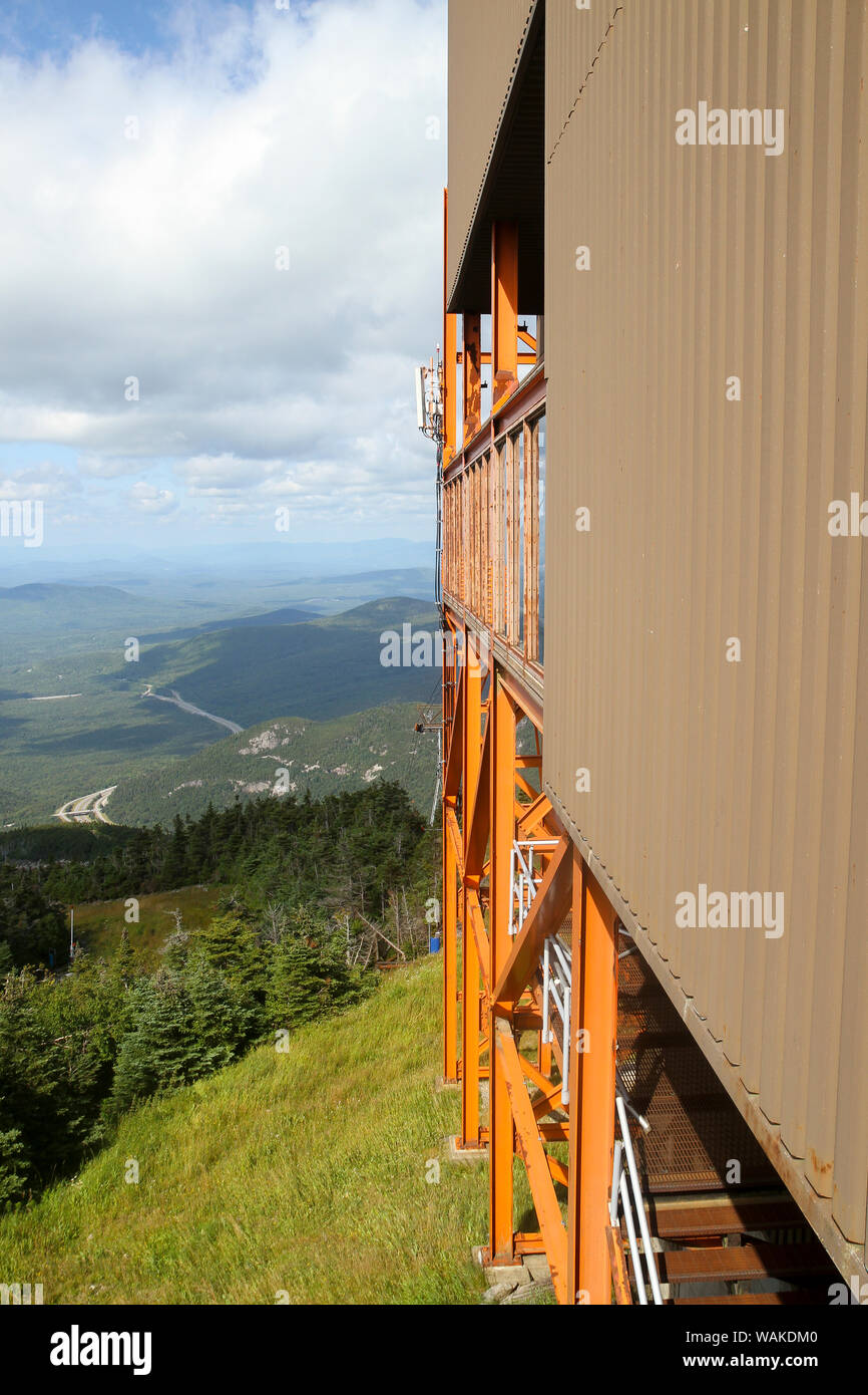 Summit Terminal, Cannon Mountain Aerial Tramway, Franconia Notch State ...