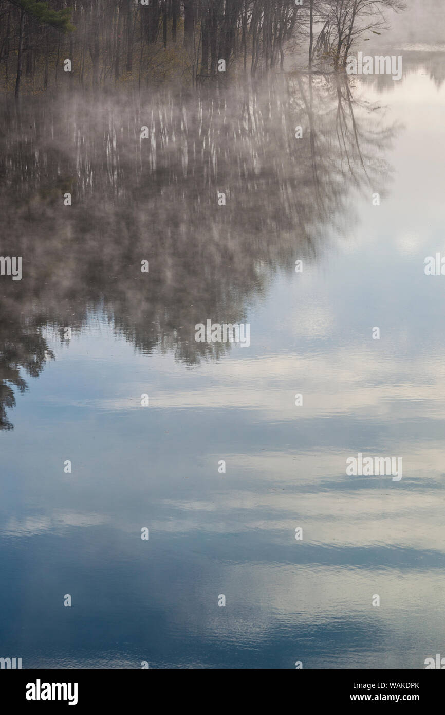 Hopkinton lake hires stock photography and images Alamy