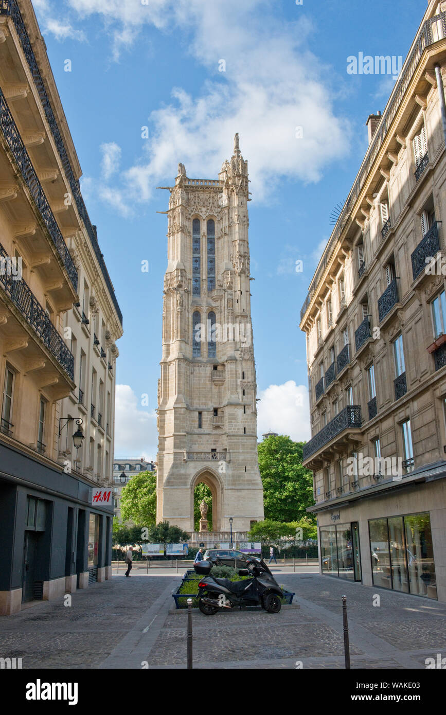 Saint-Jacques Tower which contains a statue to Blaise Pascal in the archway at its base. Paris, France Stock Photo