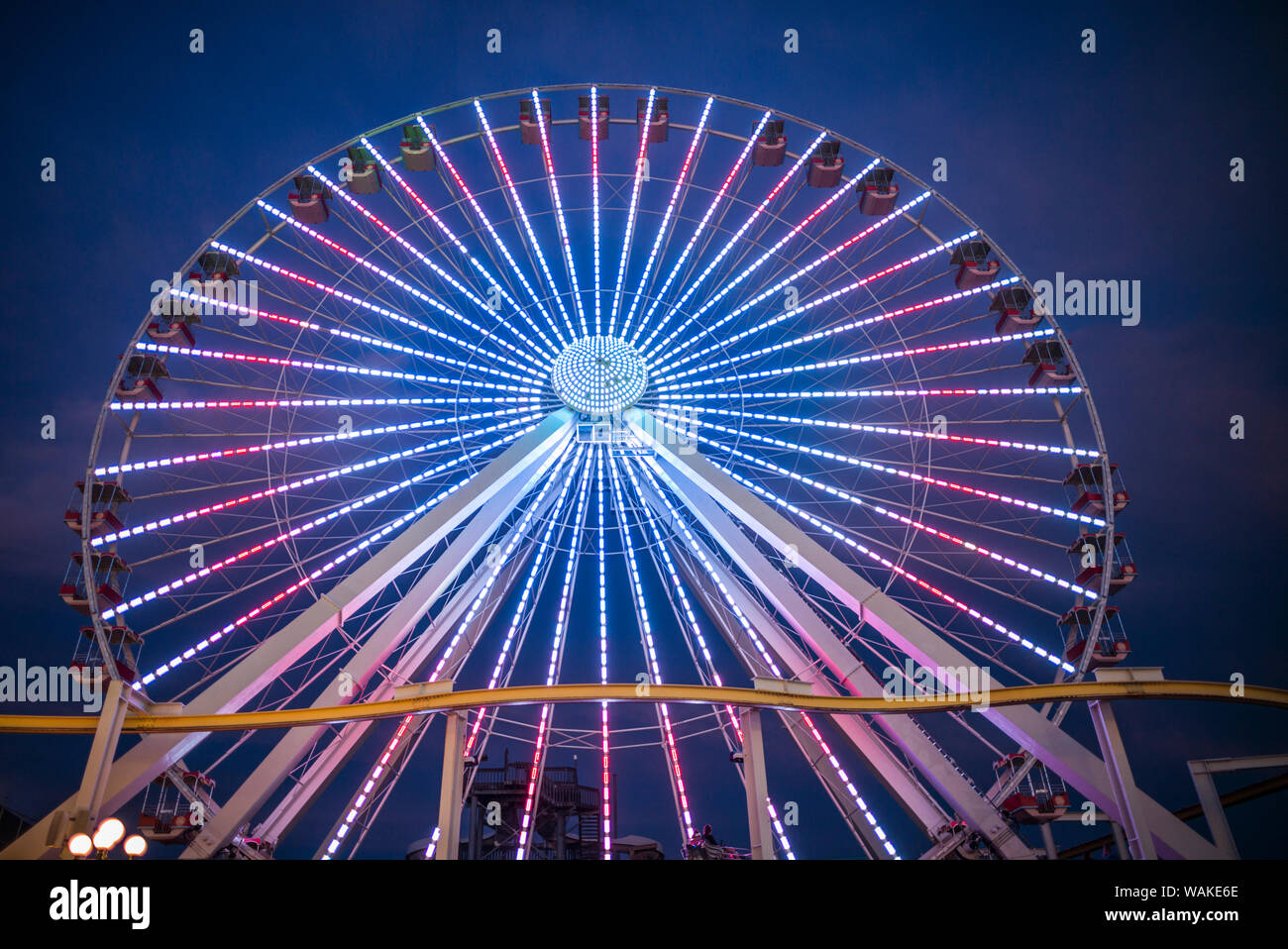 USA, New Jersey, Wildwoods. Wildwood Boardwalk ferris wheel Stock Photo