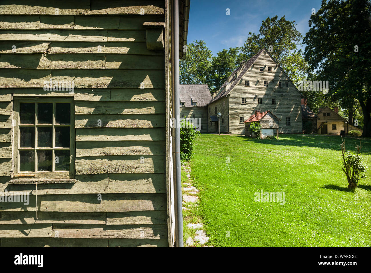 USA, Pennsylvania Dutch Country. Ephrata Cloister, monastery founded by German Lutheran Pietist Conrad Beissel in 1732. Sister's, Saron, house. Stock Photo