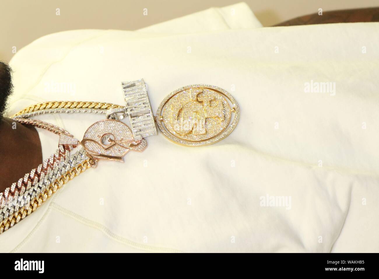 New York, NY, USA. 20th Aug, 2019. Fabolous backstage at the Power Season 6 Premiere August 20, 2019 at Madison Square Garden in New York City. Photo Credit: Walik Goshorn/Mediapunch/Alamy Live News Stock Photo