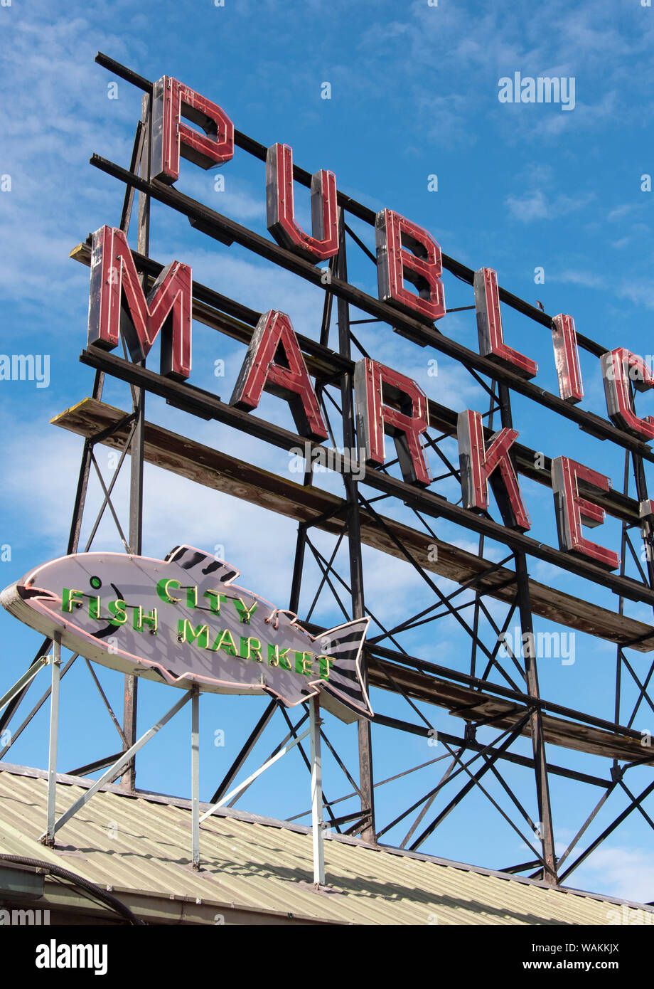USA, Washington State, Seattle. Pike Place Market sign against brilliant blue sky Stock Photo