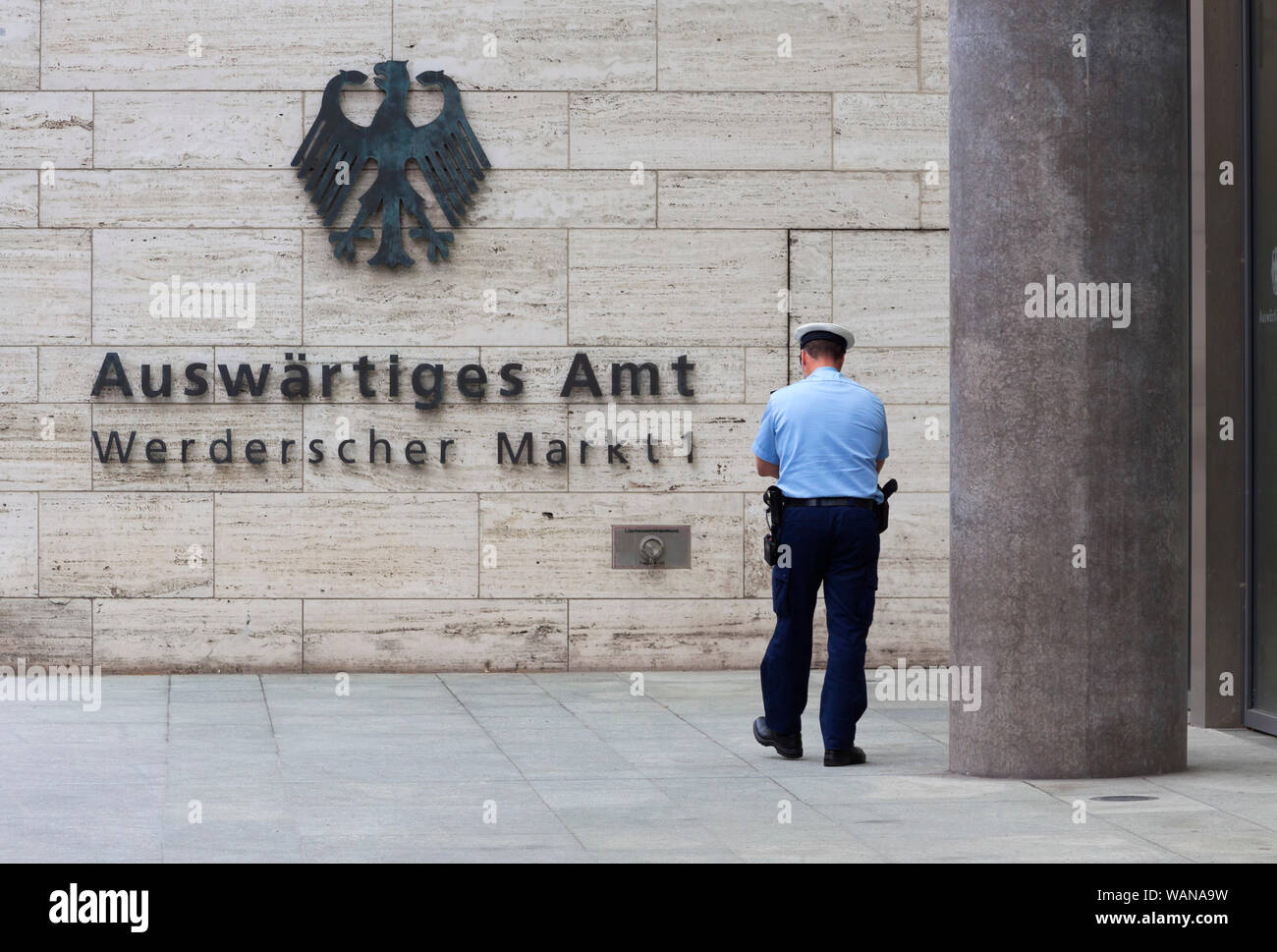 Police in front of the Federel Foreign Office in Berlin Stock Photo